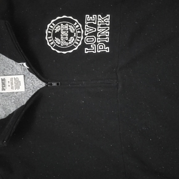 VS PINK OUTFIT 💖 - Picture 4 of 10